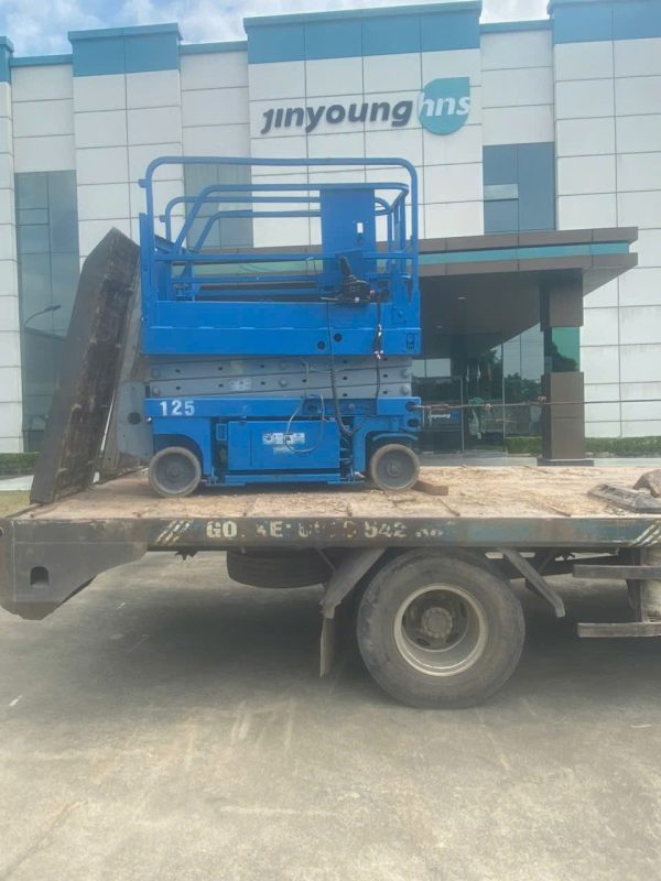 Công ty TNHH đầu tư công nghệ Minh Quân – Dịch vụ cho thuê xe nâng người tại Vĩnh Phúc…