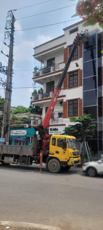 Công ty TNHH đầu tư công nghệ Minh Quân – Dịch vụ cho thuê xe nâng người tại Vĩnh Phúc…