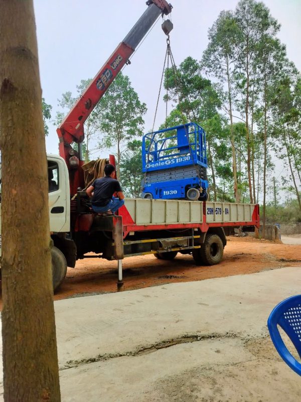 Công ty TNHH đầu tư công nghệ Minh Quân – Dịch vụ cho thuê xe nâng người tại Vĩnh Phúc…